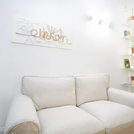 Palazzo Tancredi 公寓 *